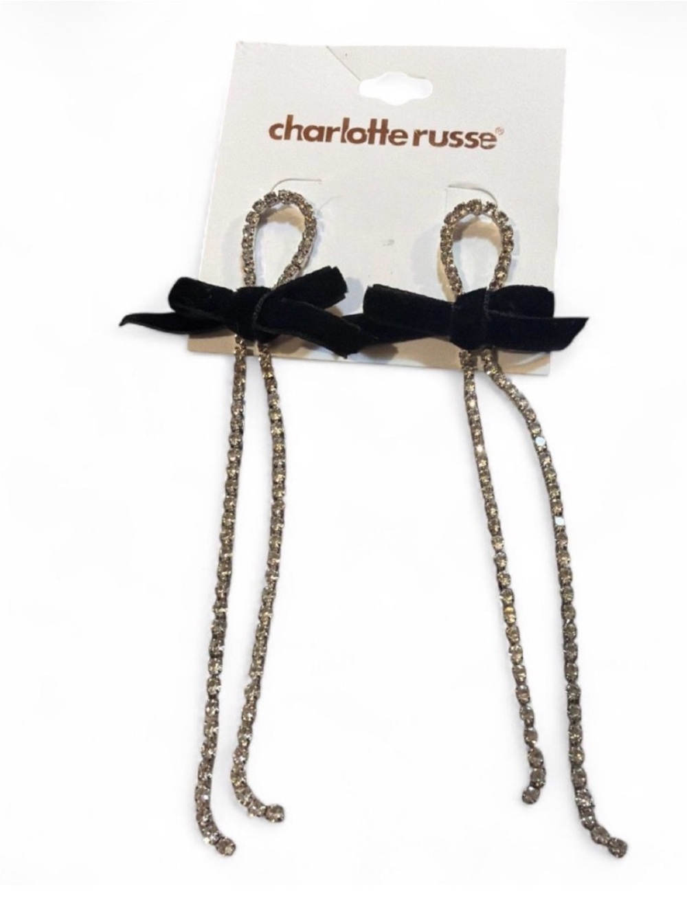 Earrings (Hair/Accessory Ambiguity)